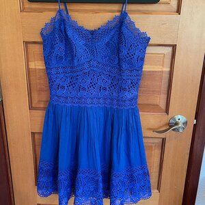 CLOSET CLOSEOUT SALE - RARE Venus Royal Blue Lace Dress - NWOT
